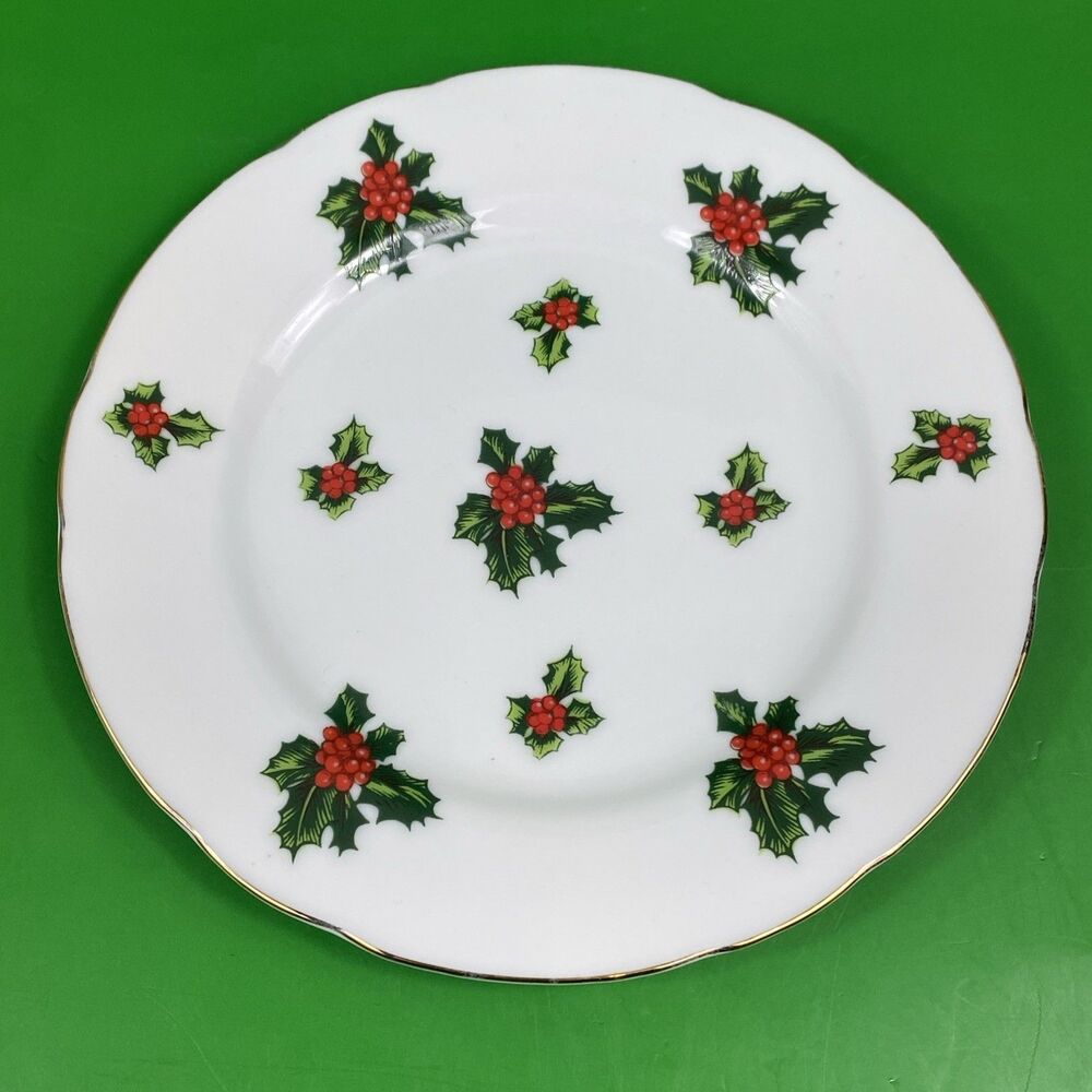 Lefton China 7952 Christmas Holly Pattern Salad Plates 7” Hand Painted